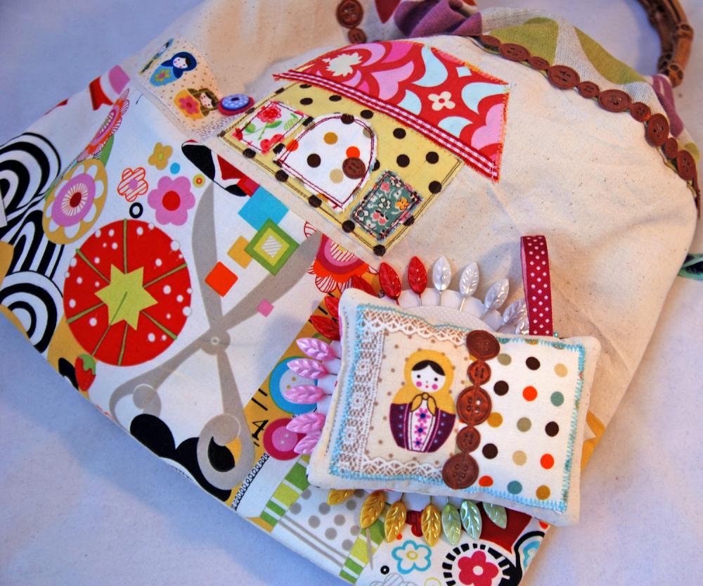 A Really Nice 'made-to-order' Handmade Sewing Bag- With A Pincushion And Pins